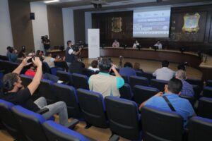 6EF3B161-FC1C-4C08-BCB4-53C76C7BD442