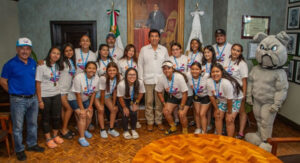 mario-lopez-bole-jul-10