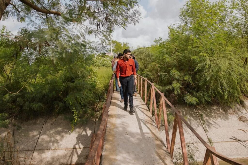 3fbee00e-e1f5-4642-bdb2-7de4d1d263cc