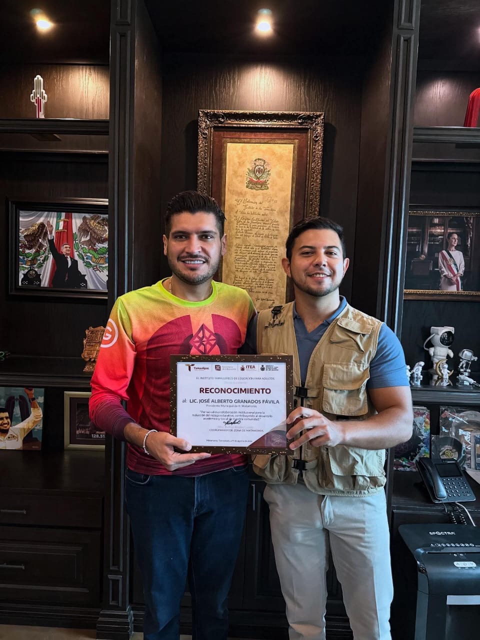 b18284dd-a842-4241-946e-ddef0b6592bf