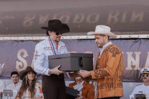 ccec4e86-434b-4093-8a17-8e50f7cf86e1